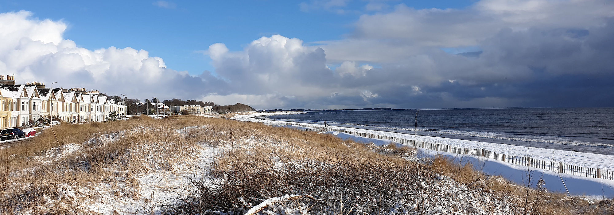 wintry beach1